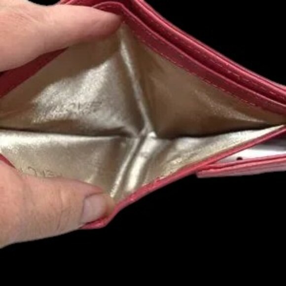 Kenneth Cole Reaction Billfold Wallet Pink Envelope Style - Picture 7 of 12